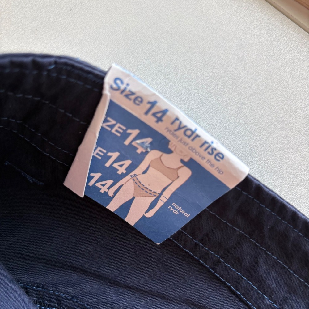 Kuhl Free Range Shorts Womens 14 Indigo Blue Mid Rise 6.5 Inseam NWT 112003 - Picture 10 of 11